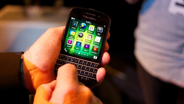 Cara Cerdas Menggunakan Keyboard BlackBerry Q10